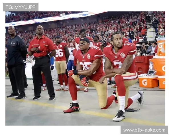 WNBA球星集体参与反种族歧视公益徒步活动